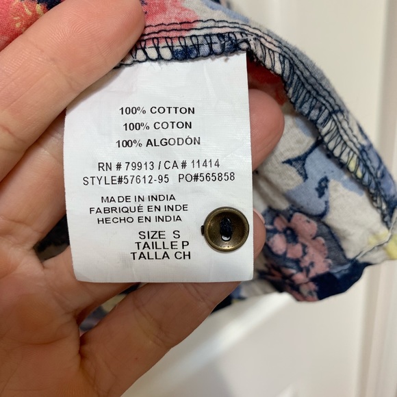 Two Hearts Maternity Sleeveless Top - Picture 4 of 4